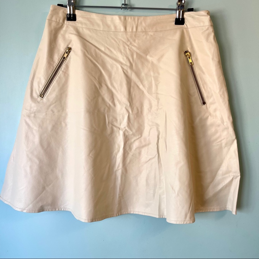 Gianni Bini White Leather A-line Skirt, sz medium